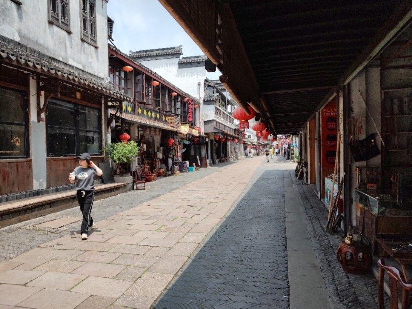 宁夏2024年GDP力争实现6%以上增长 加快建设七大数据中心